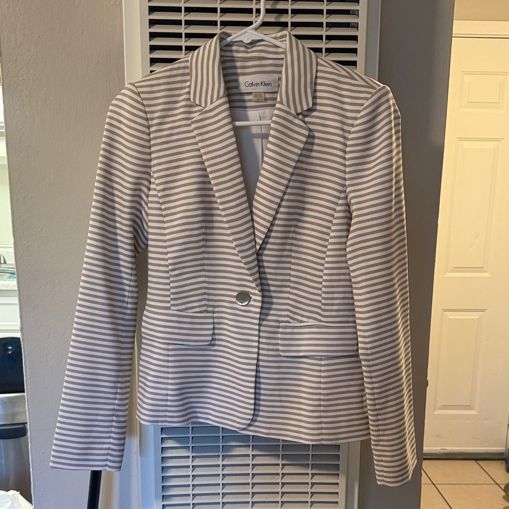 Calvin Klein Women's Cream & White Striped Blazer